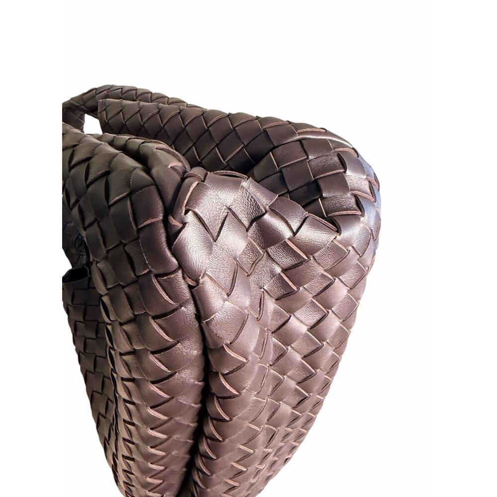 Bottega Veneta NWOT Medium Campana Intrecciato Leather Shoulder Bag in Fondant - Picture 4 of 15